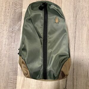 NWT ORIGINAL PENGUIN BEETLE SLING BAG MULTI POCKET ADJUST STRAP